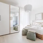 아파트 Marine Charm
